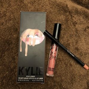 KYLIE velvet liquid lipstick & liner CHARM